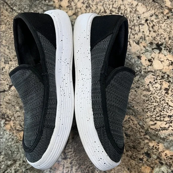 Hey Dude Black Sport Mesh Sneakers - Picture 2 of 7